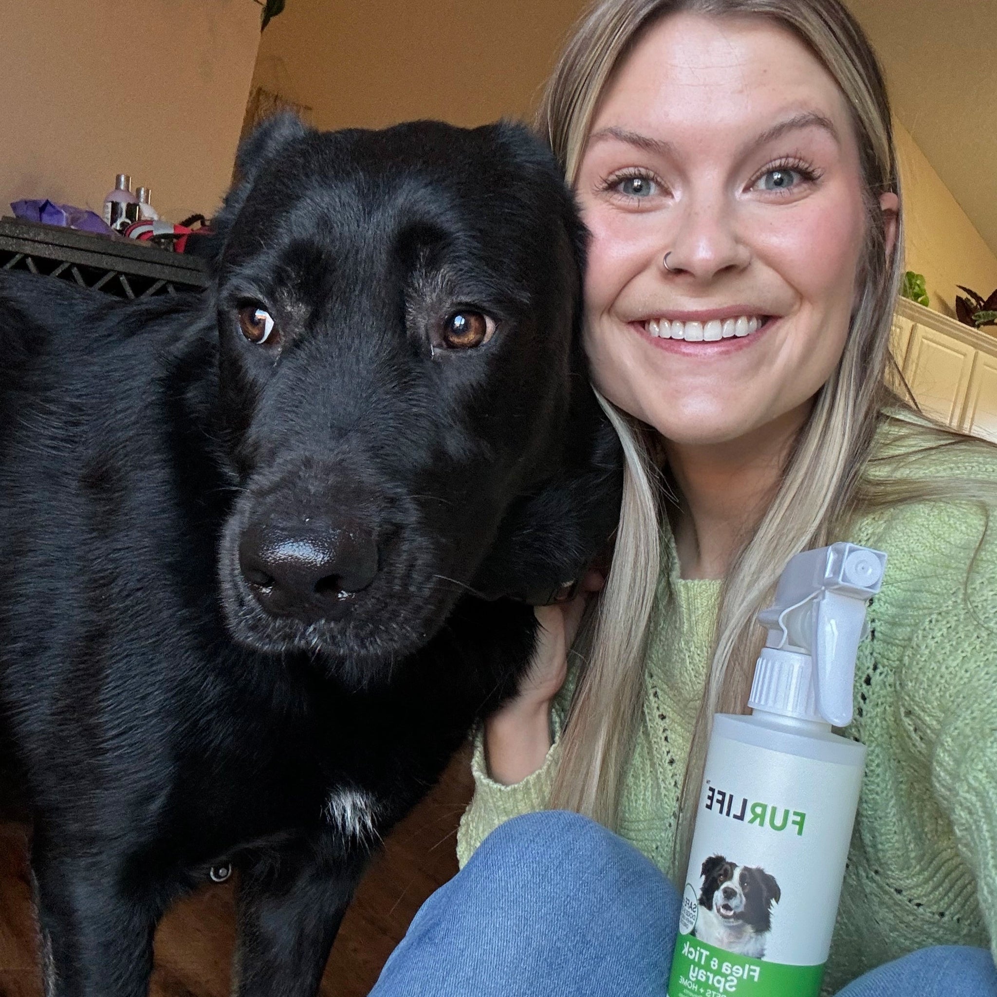 FurLife™ - All Natural Flea & Tick Spray for Dogs and Cats